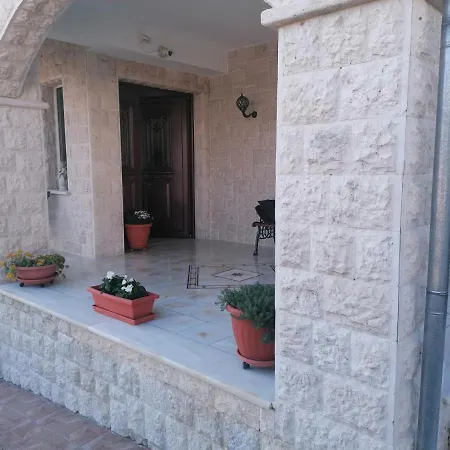 شقة Panorama Luxury With Garden. فيريا