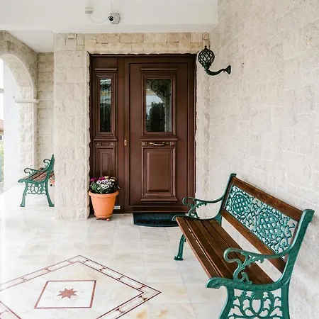 Panorama Luxury With Garden. Apartment *