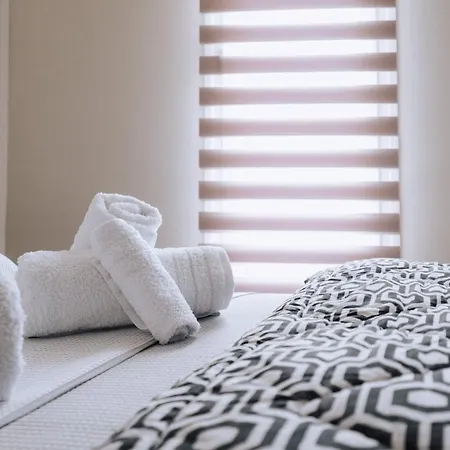 Panorama Luxury With Garden. Apartment Veria (Imathia)