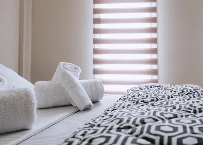 Panorama Luxury With Garden. Apartman Véria